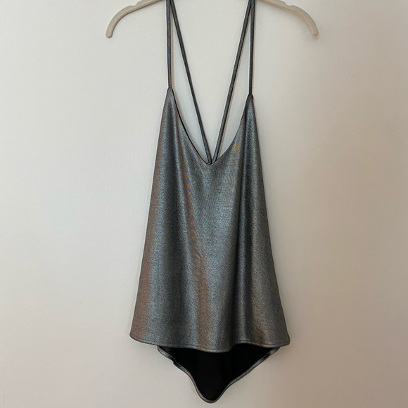 Revolve BY THE WAY metalic top - Picture 3 of 5